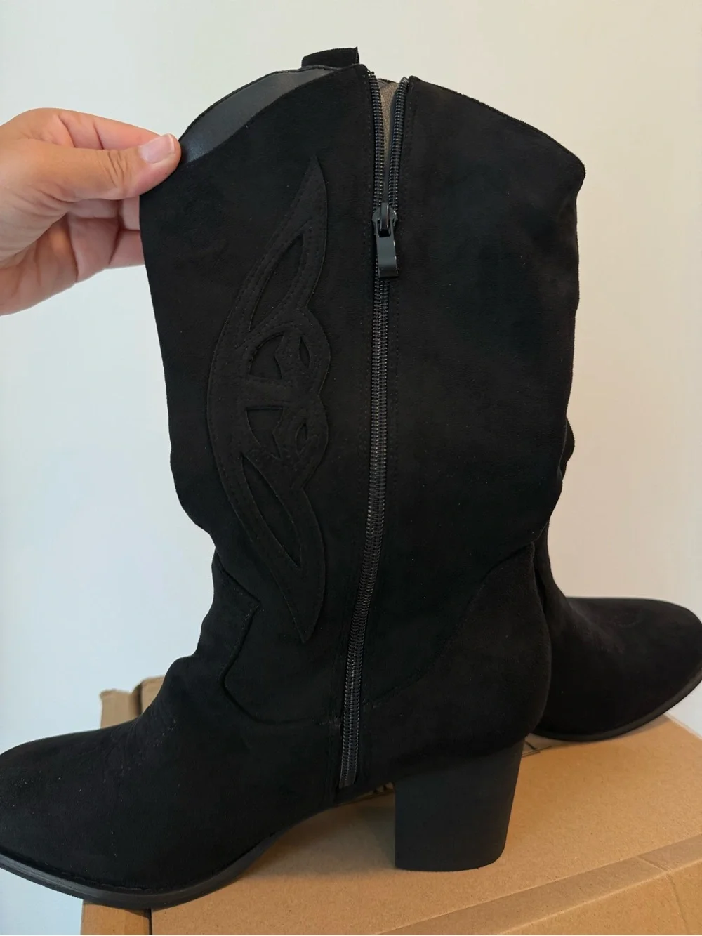 Shibever Cowboy Black Boots for Women Size 10 New in Box #Lux-CL